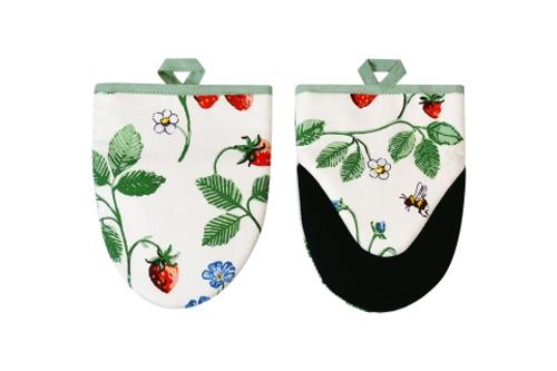 Strawberry Patch Cotton Microwave Mitts Pair 18 x 14.5cm – Ulster Weavers