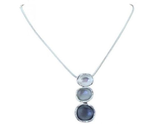 Elegant silver necklace with intricate light and dark grey disks, featuring a 4.5 cm pendant and adjustable 46 cm chain.