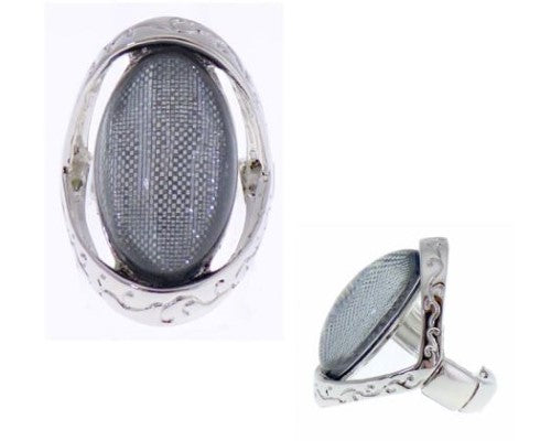 Elegant grey oval ring surrounded by silver, featuring an elastic band for a comfortable fit.
