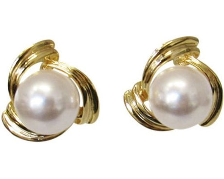 Jax Pearl Nest Gold Pierced Earrings featuring elegant pearls in a unique nest design, perfect for any occasion.