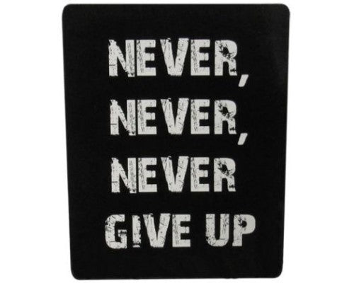 Cafe-style fridge magnet featuring 'Never Give Up' message, 10 cm x 7.7 cm, perfect for motivation and kitchen decor.