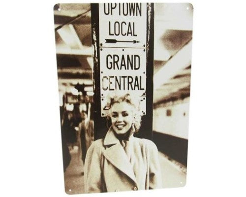 Retro tin wall art featuring Marilyn Monroe, perfect for adding vintage charm and celebrity nostalgia to any space.