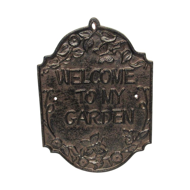 Rustic 26cm cast iron garden sign featuring 'Welcome' for a charming outdoor invitation.