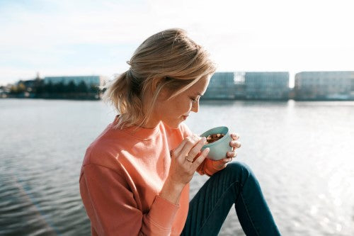 Mepal Cirqula Round 350ml bowl in Nordic Sage, airtight lid, versatile for storage, heating, and serving meals.