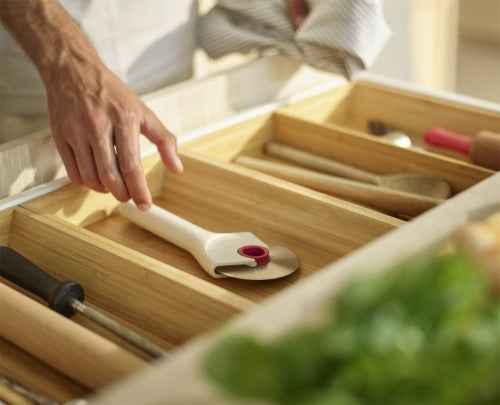 Ringo Pizza Wheel by Joseph Joseph features a sharp stainless-steel blade and ergonomic handle for effortless slicing.