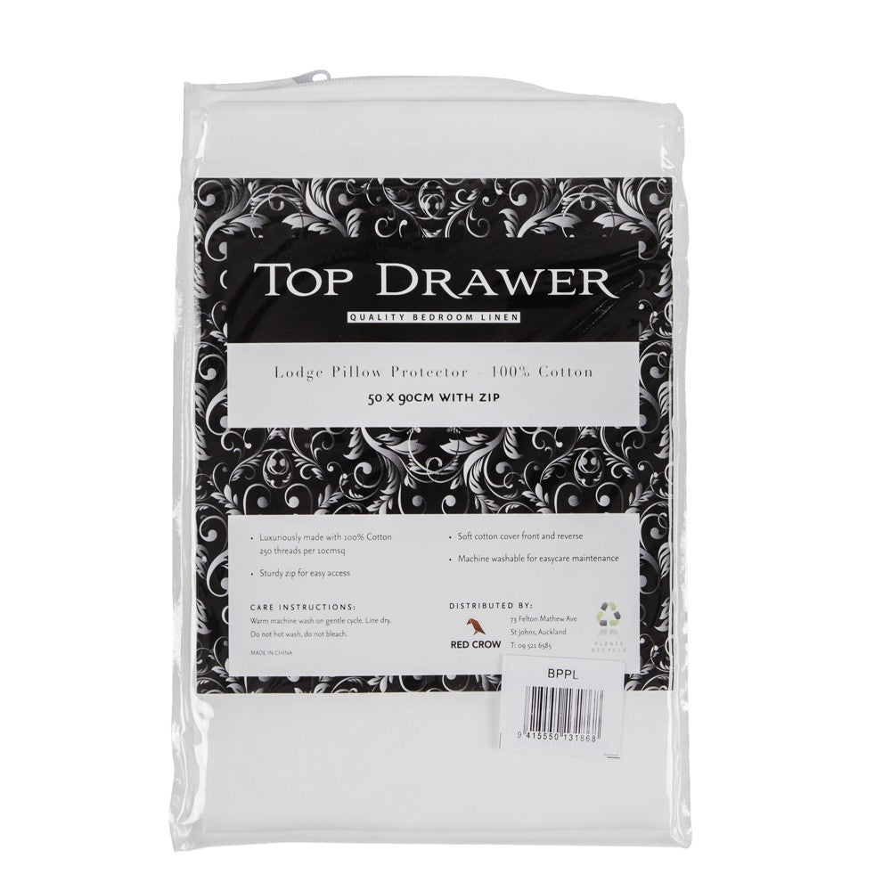 100% cotton pillow protector with zip closure, soft touch, allergy-resistant, and fits pillows 48 x 73cm.