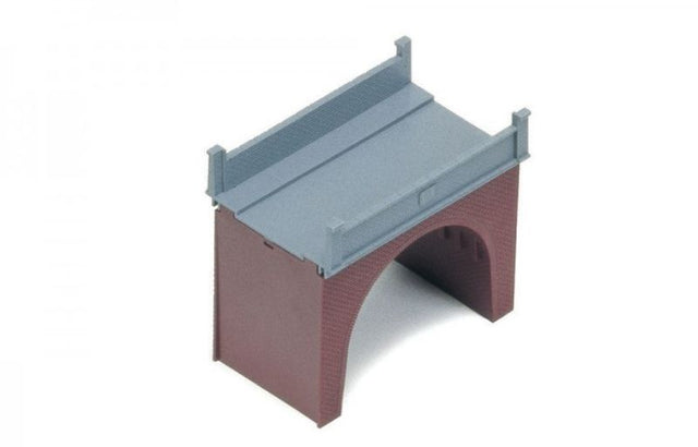 Hornby Accessories Single Brick Bridge model in realistic brick design, perfect for enhancing 1/76 scale train layouts.