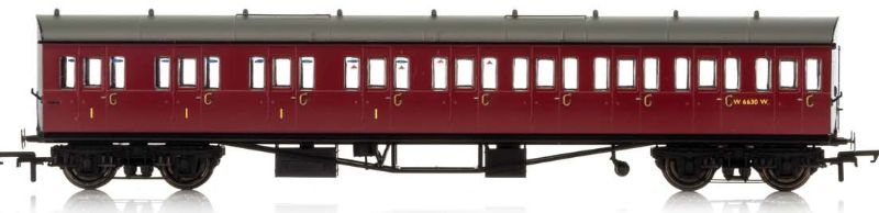 Hornby BR Collett 57' BE E131 9CC LH model coach with nine compartments, ideal for enhancing model train layouts in Era 4.