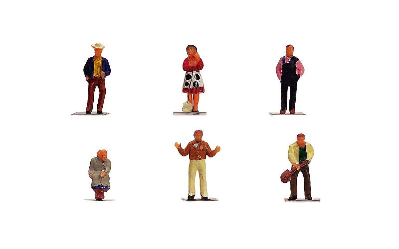 Colorful, detailed farm characters for 1/76 scale model train layouts, enhancing rural scenes and realism.