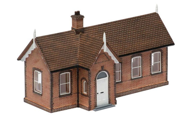 Hornby Accessories Station Office model, 1/76 scale, with detailed windows and doors for realistic train layouts.