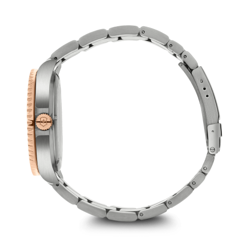 Watch - VICTORINOX Maverick 43mm SS Bracelet Brown Dial