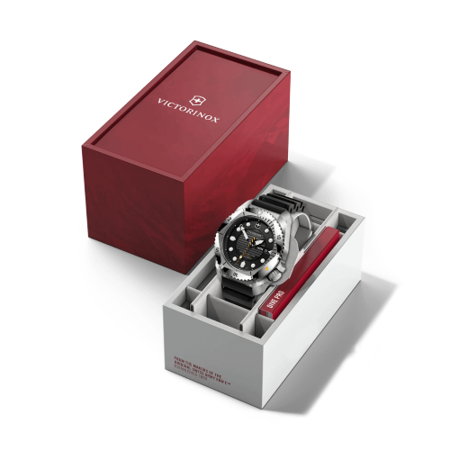 Watch - VICTORINOX Dive Pro Auto 43mm Black Rubber Strap Black Dial