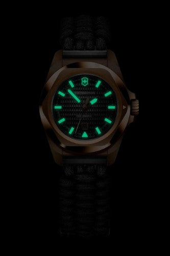 Watch - VICTORINOX I.N.O.X. Small Auto 32mm Black Para Strap Black Dial