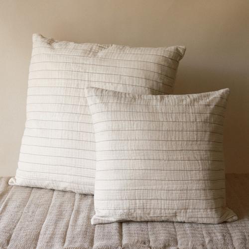 Akiiko Fyra Cushion Cover - Large 550x550mm