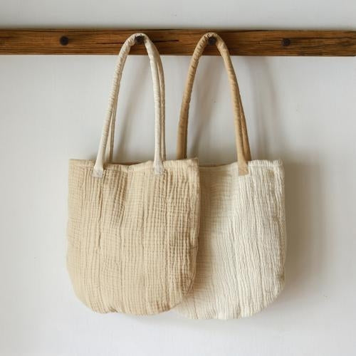 Akiiko Fyra Classic Tote