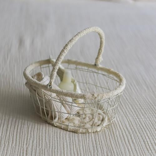 Akiiko Dolce Oval Basket with Handle - Small