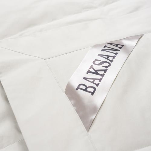 Baksana - Luxury Espresso Coverlet - 30/70 - Alabaster- Single / King SIngle