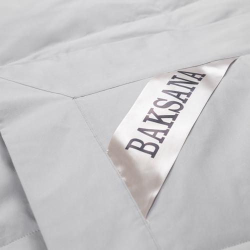 Baksana - Luxury Espresso Coverlet - 30/70 - Silver - King / Super King
