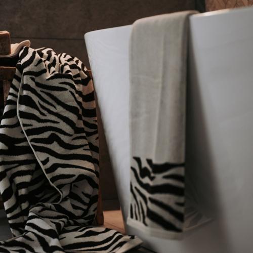 Baksana - Jacquard Towel - Zebra/Plain - Sauna Towel