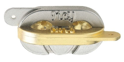 Cast PUZZLE - HUZZLE KEYRING (LV2) features a two-piece design that challenges solvers to separate and reassemble parts.