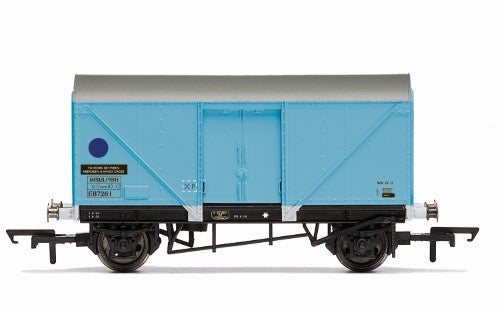 Hornby BR 12T Fish Van model, detailed replica of 1950s freight transport for seafood, perfect for railway collectors.