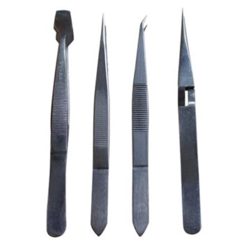 Worldwide 050-15 Tweezer Set: 4 stainless steel tweezers for precise beauty and crafting tasks, neatly organized in a wallet.