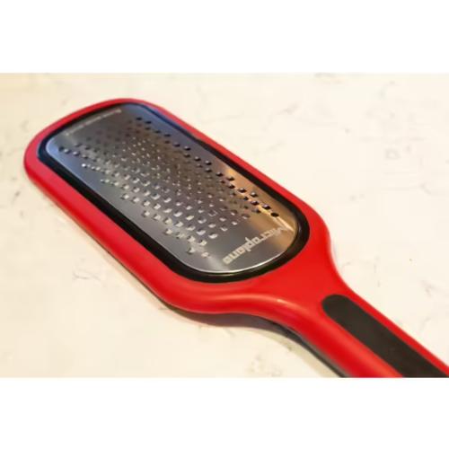 Microplane-Select-Series-Coarse-Grater-Red