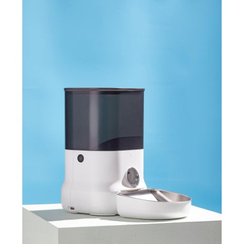Dogness F11 WiFi Smart Pet Feeder with 4L capacity, app control, and modern design for automated pet feeding.