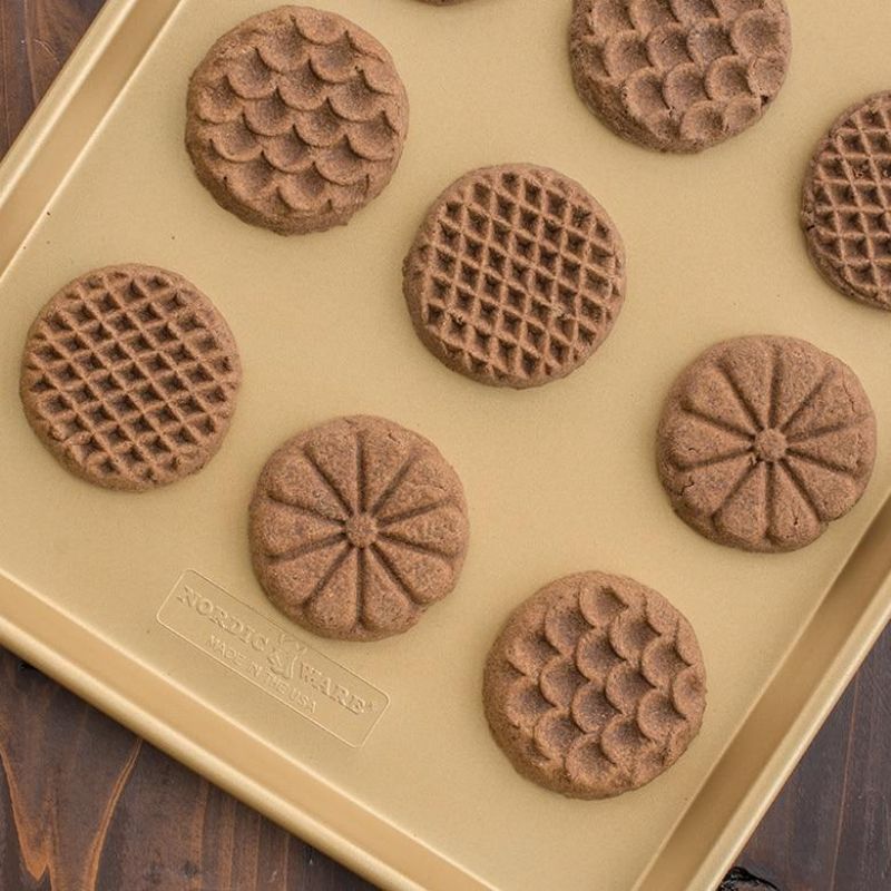 Nordic Ware Nonstick Big Sheet Baking Pan