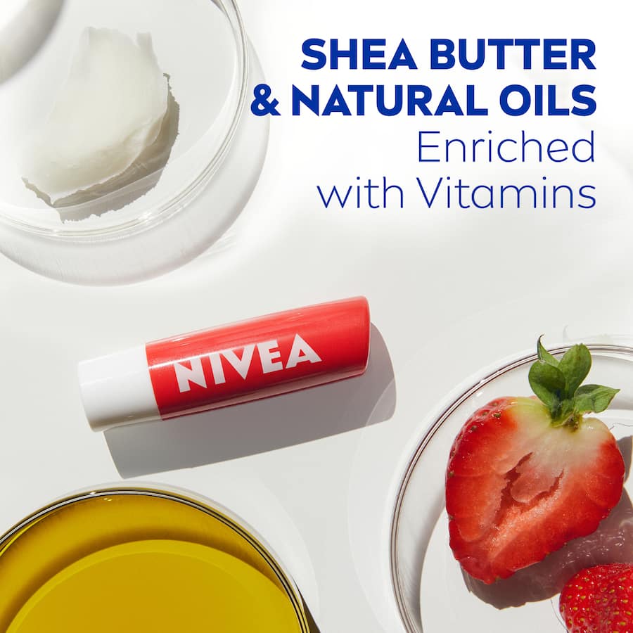 Nivea Fruity Shine Lip Balm Strawberry 4.8g Stick 1pack
