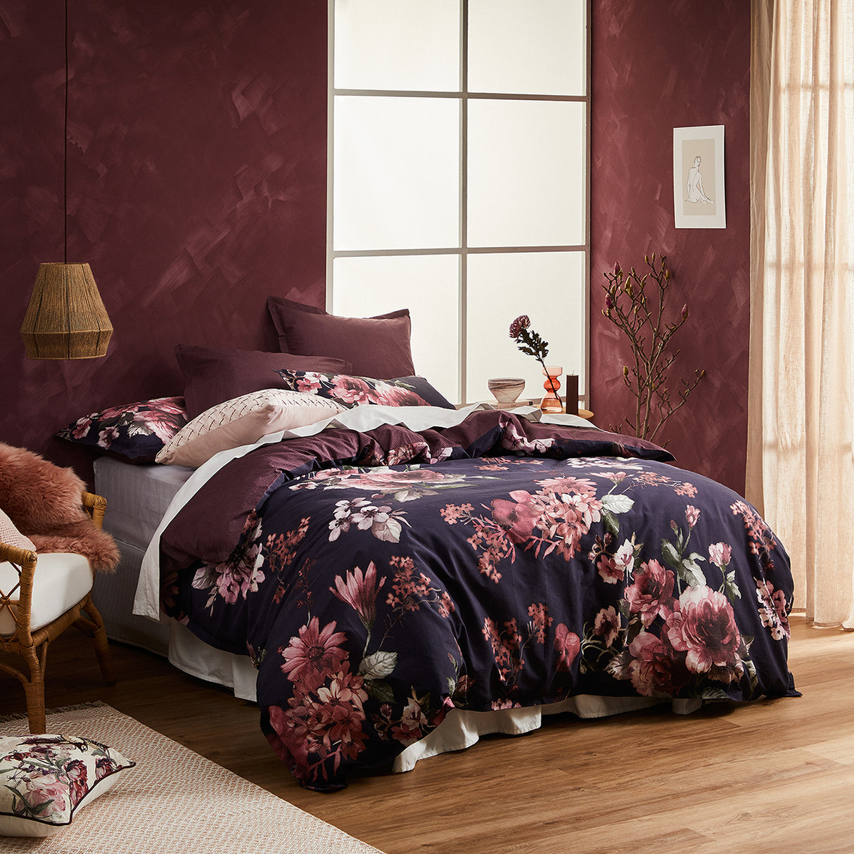 Californian King Duvet Cover - Set - Ari Navy - LOGAN & MASON