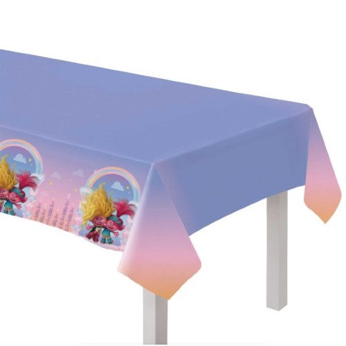 Vibrant Trolls 3 Band Together paper tablecover, eco-friendly, perfect for birthday parties and gatherings.