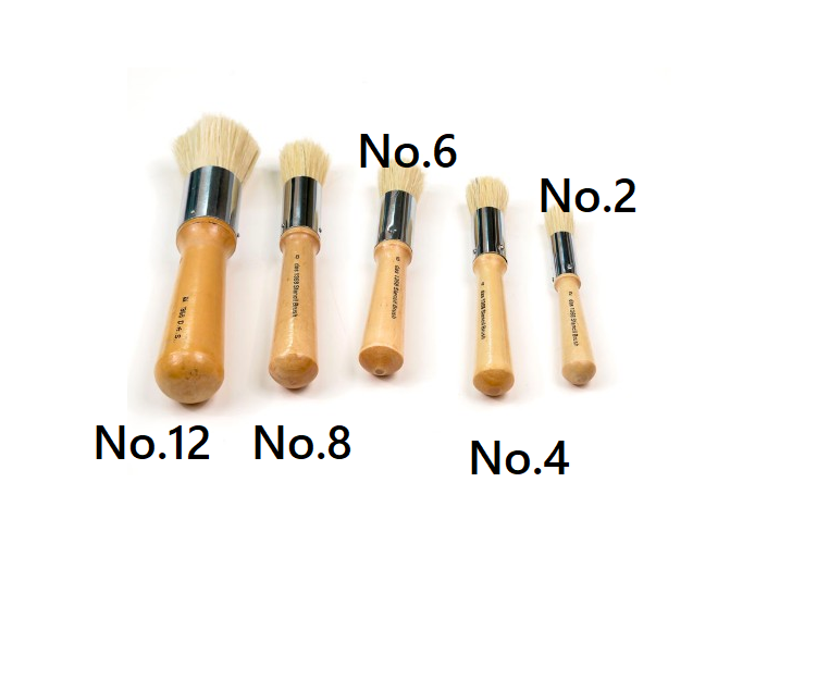 Das Stencil Brush S1368 No.10 features high-quality bristles for precise stencil application and clean, sharp lines.