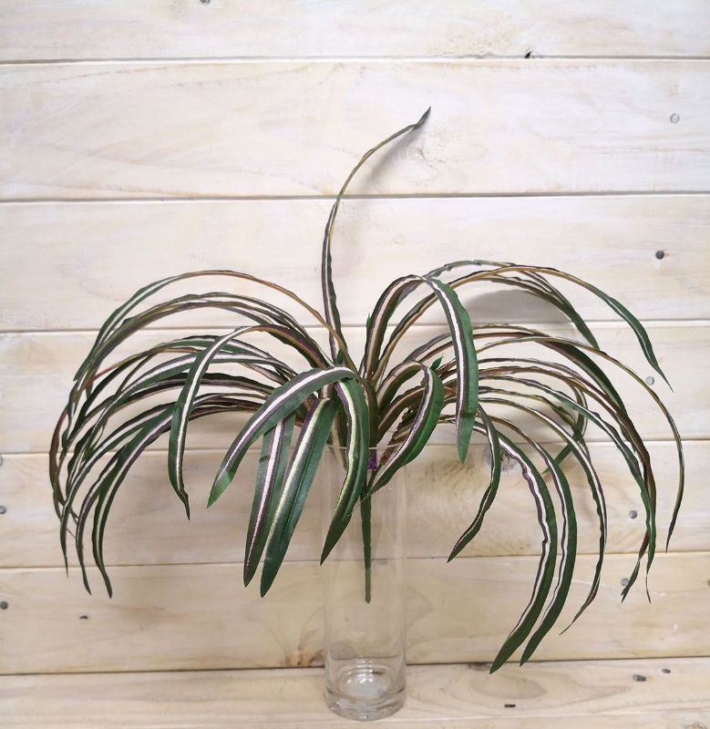 Artificial Spider Plant Leaf Bush (Green Red)