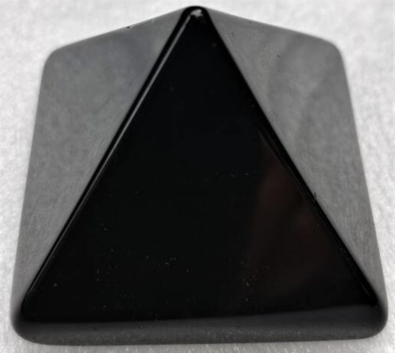 Gemstone Pyramid - Obsidian (4cm)