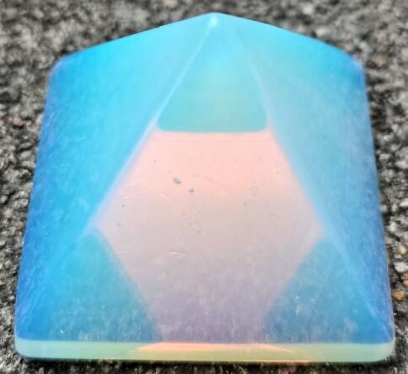 Gemstone Pyramid - Opalite (4cm)