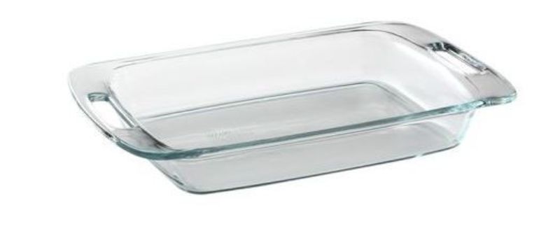 Set of 4 Pyrex Easy Grab® 2.8L oblong baking dishes with ergonomic handles for comfortable transport and durability.