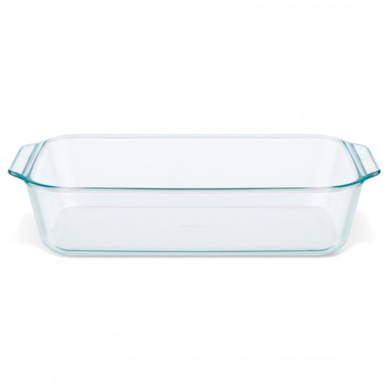 Set of 4 Pyrex deep glass baking dishes, each 4.7L, perfect for casseroles and oven-safe cooking.