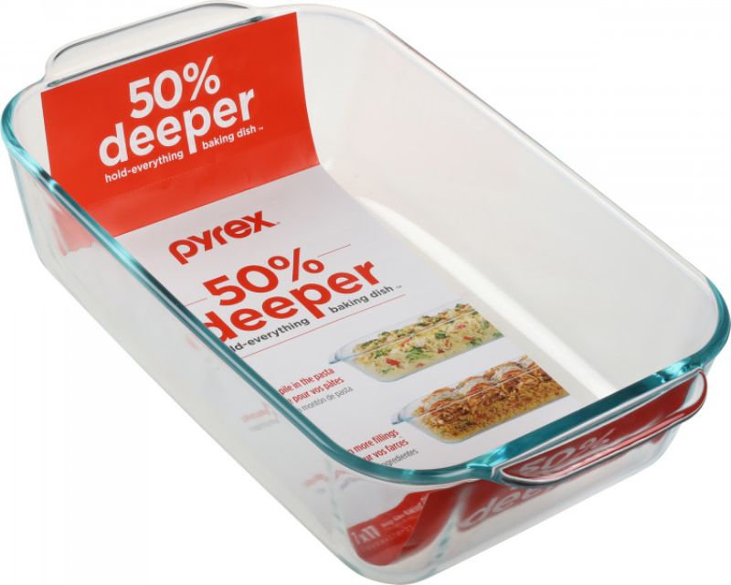 Set of 4 Pyrex deep glass baking dishes, 3L each, ideal for versatile cooking and easy stacking without spills.