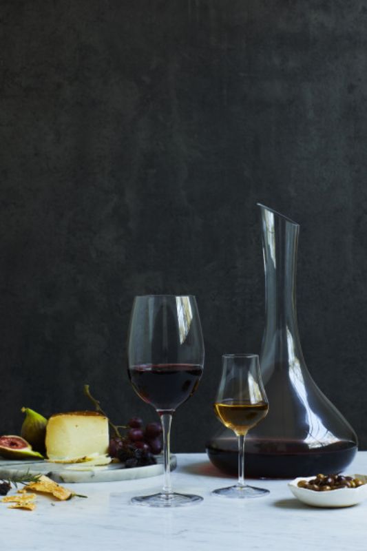 Elegant Luigi Bormioli Vinoteque Port Glass Set, 170ml, crafted from lead-free crystal for wine tasting perfection.