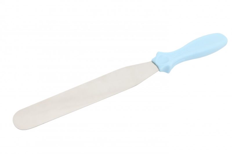 Wiltshire Flat Palette Knife for smooth icing and frosting on cakes and cupcakes, featuring an ergonomic handle and elongated blade.