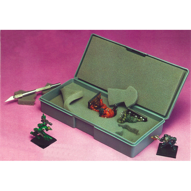 CHX 02869 Figure Carrying Case (S) w/3 Uncut Foam Layers