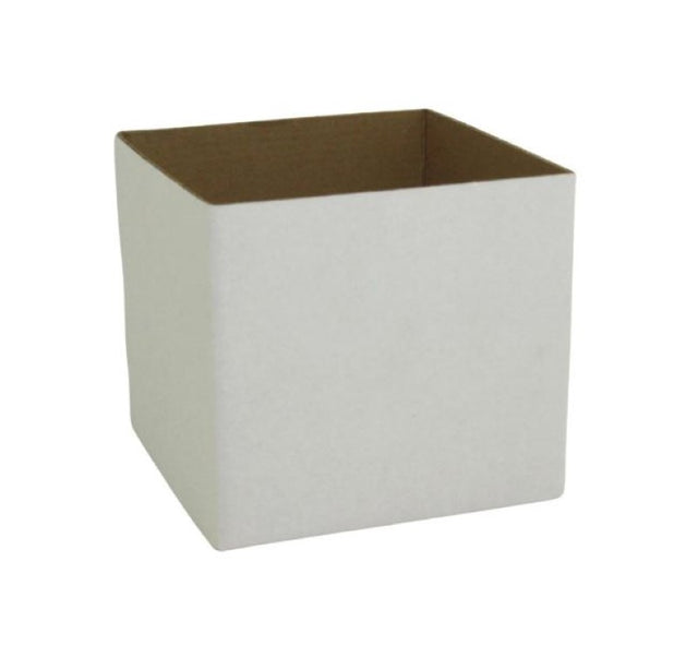 Matte white posy boxes, pack of 25, 13x13x12cm, perfect for elegant floral arrangements and gifting.