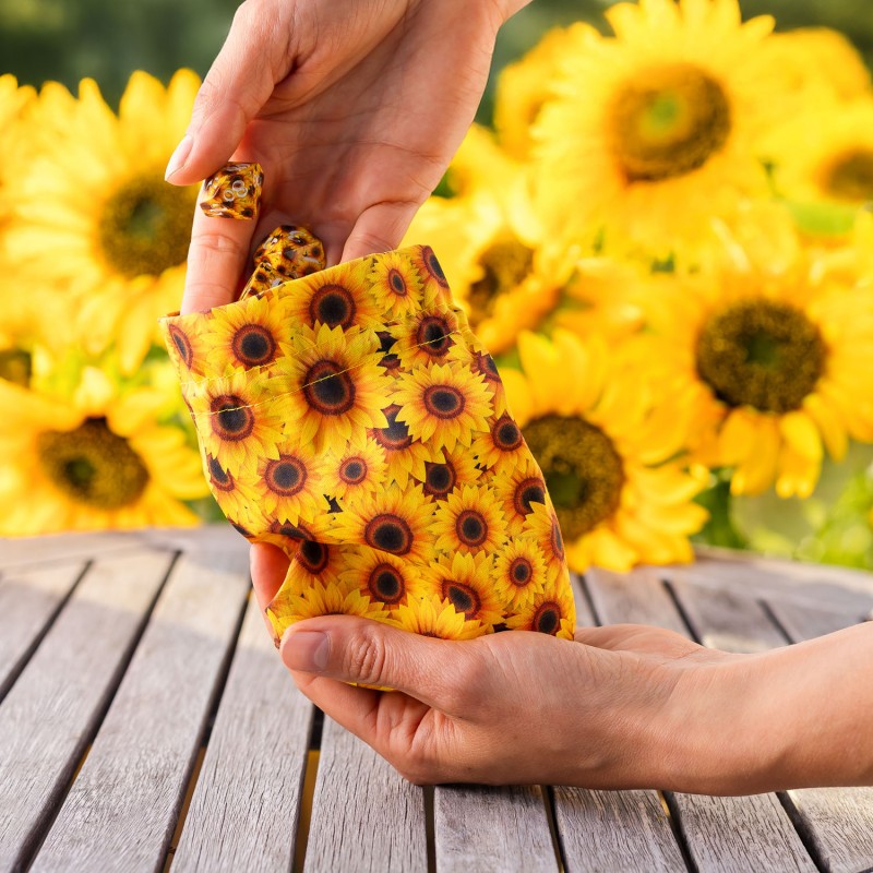 Q Workshop - Full Art - Sunflower - Dice Pouch