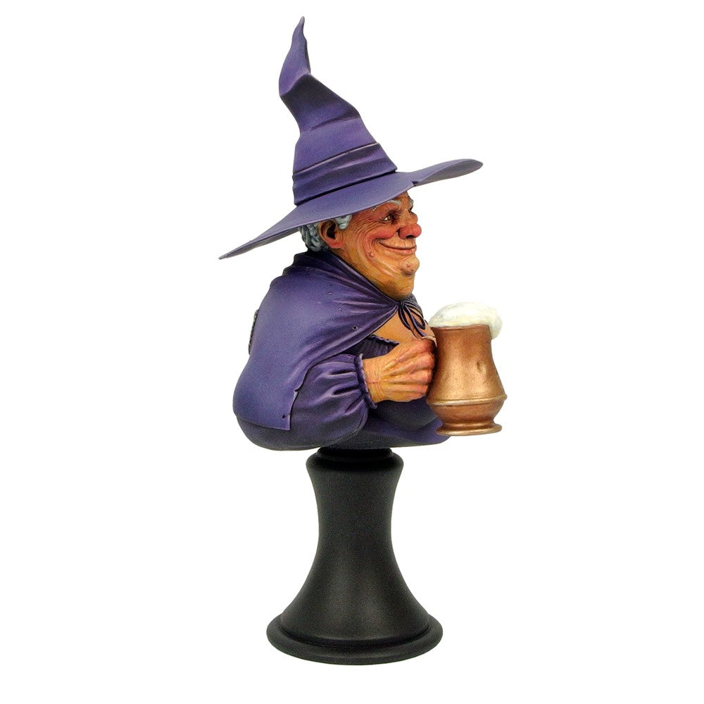 Micro Art Studio - Miniatures - Discworld Nanny Ogg Bust UNPAINTED (1)