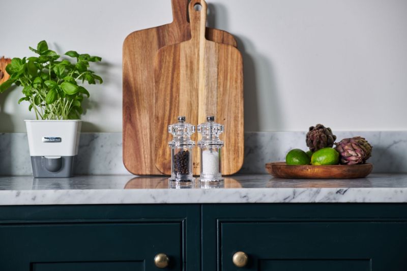 Acrylic-Pepper-Mill-Cole-and-Mason-605-144cm