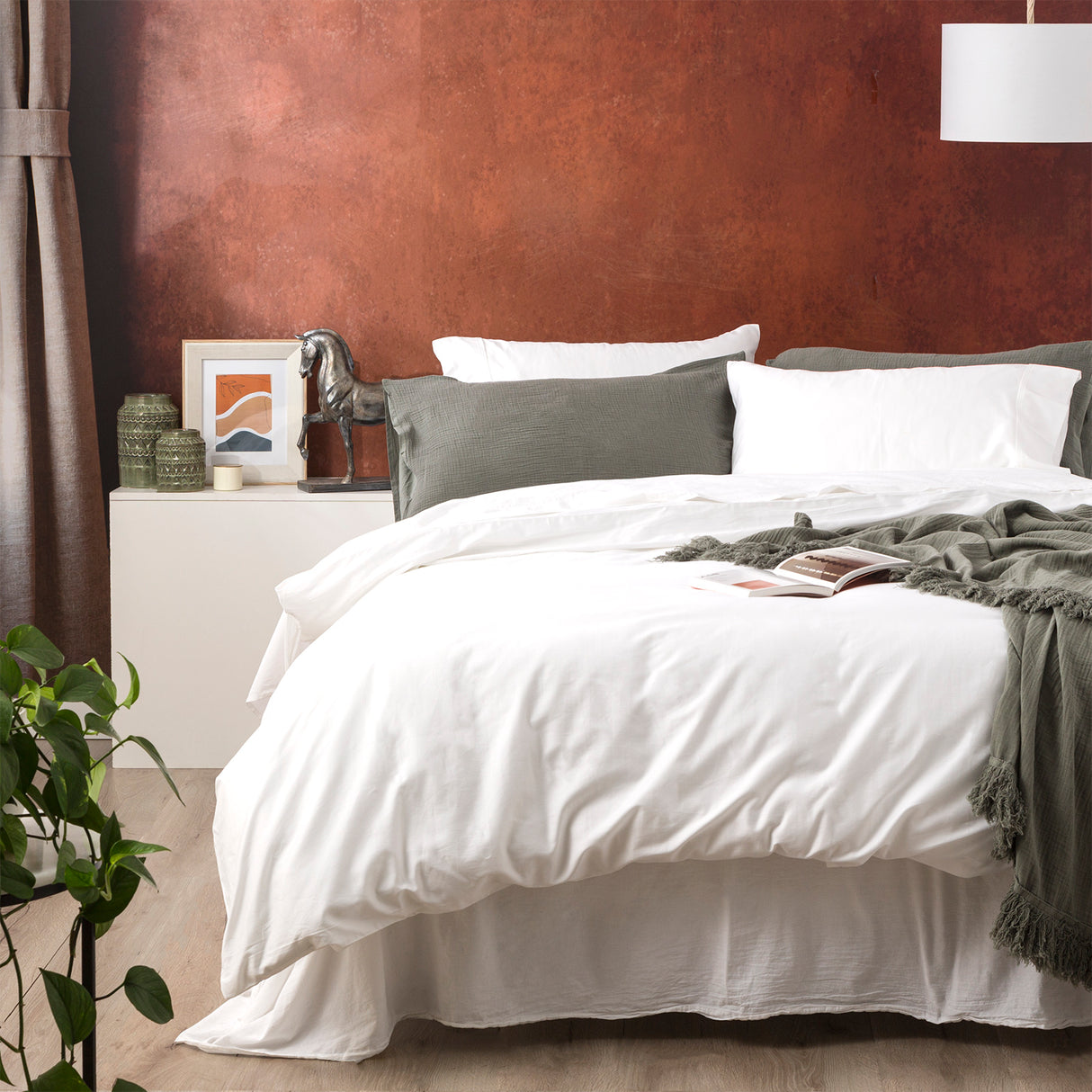Park Avenue 500 TC Natural Bamboo Cotton Quilt / Duvet Cover set King White