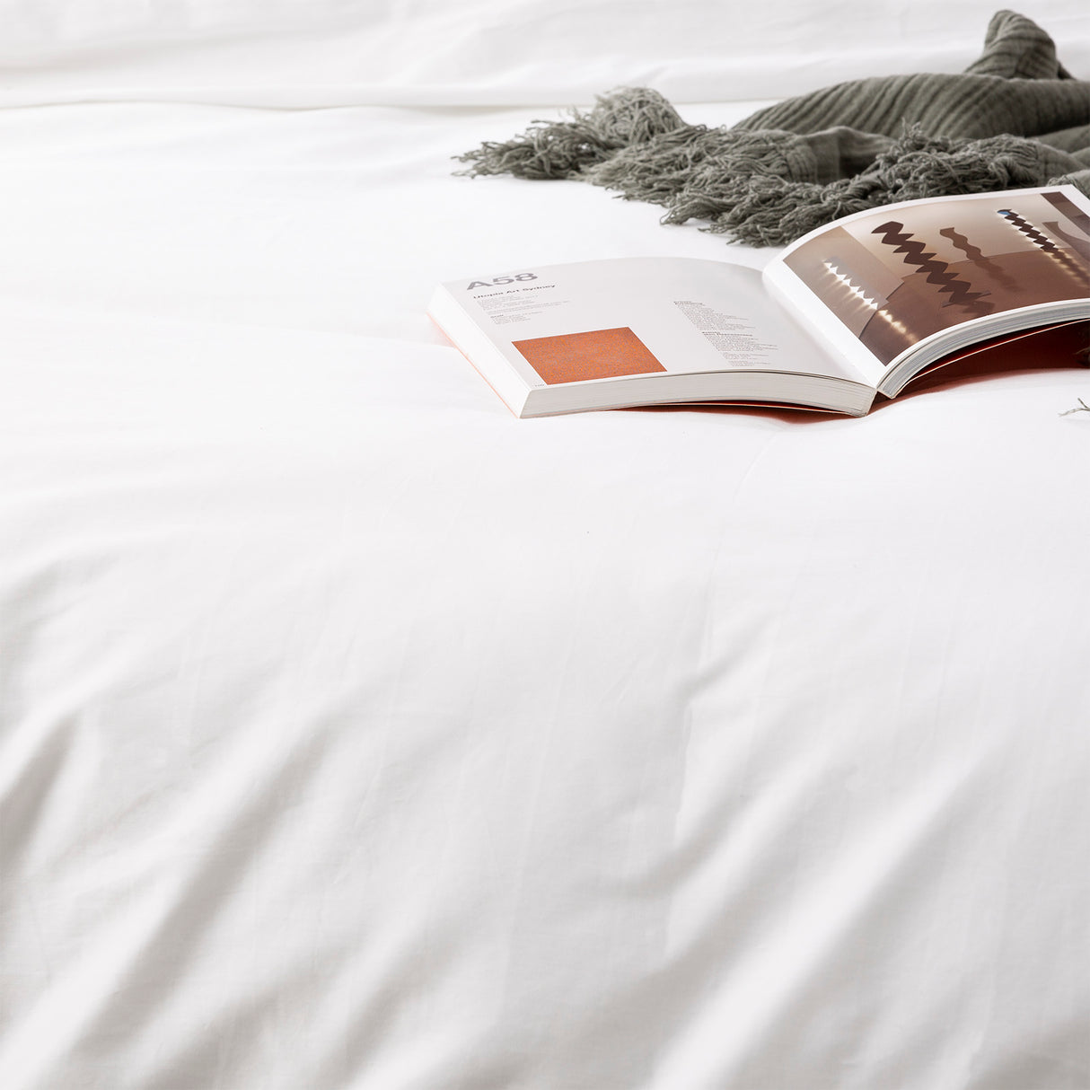 500 Thread count Natural Bamboo Cotton Quilt / Duvet Cover set Super King White