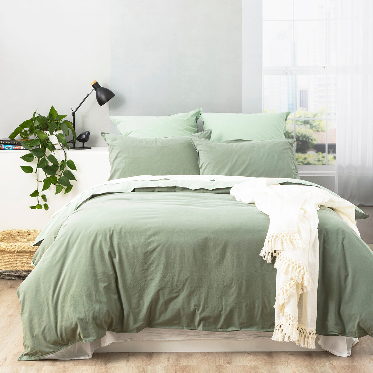 Essentials Vintage stone washed reversible Quilt / Duvet cover set King Juniper