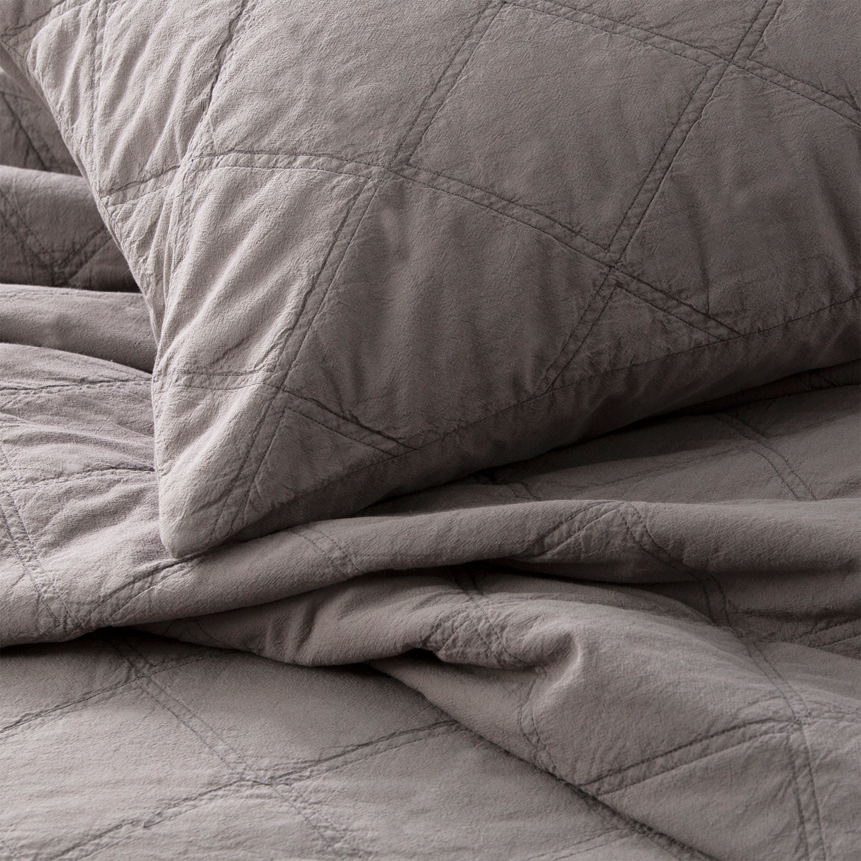 Attwood Vintage Stone Washed Cotton Quilted Coverlet set Super King Charcoal